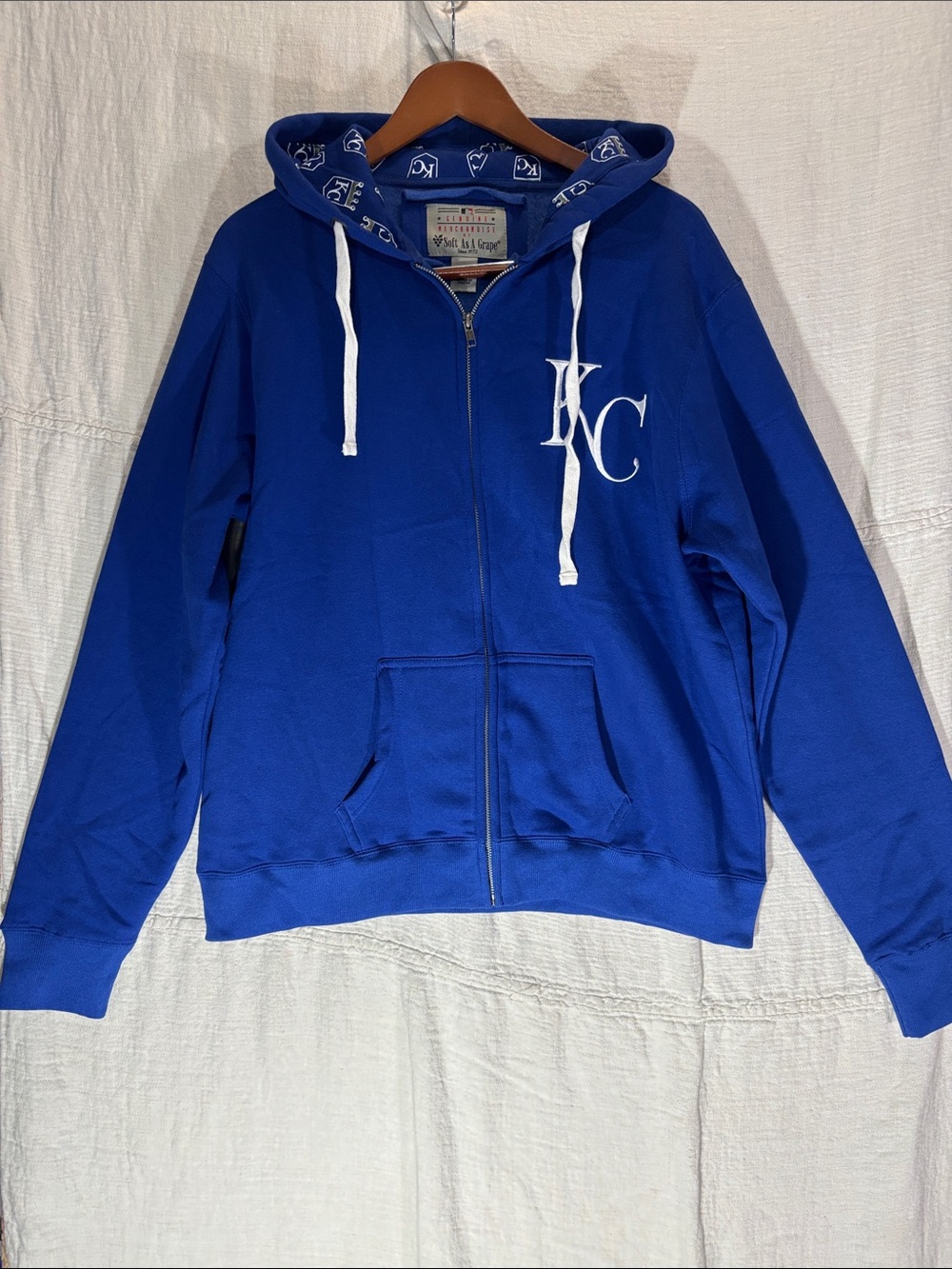 KC Royals MLB Soft As A Grape Zip Up Hoodie Jacket Blue Sz 2X Like New
